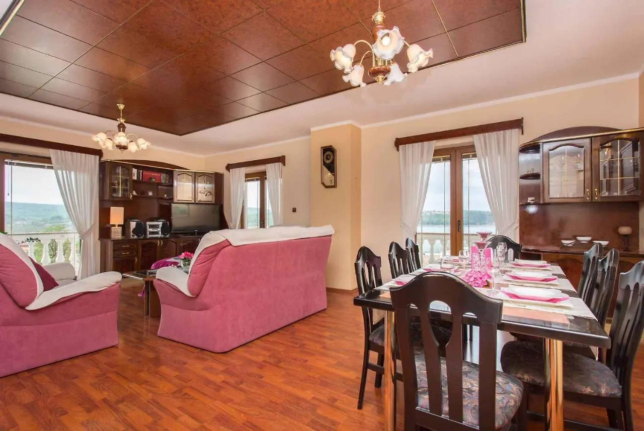 Apartment In Klimno/Insel Krk 12500