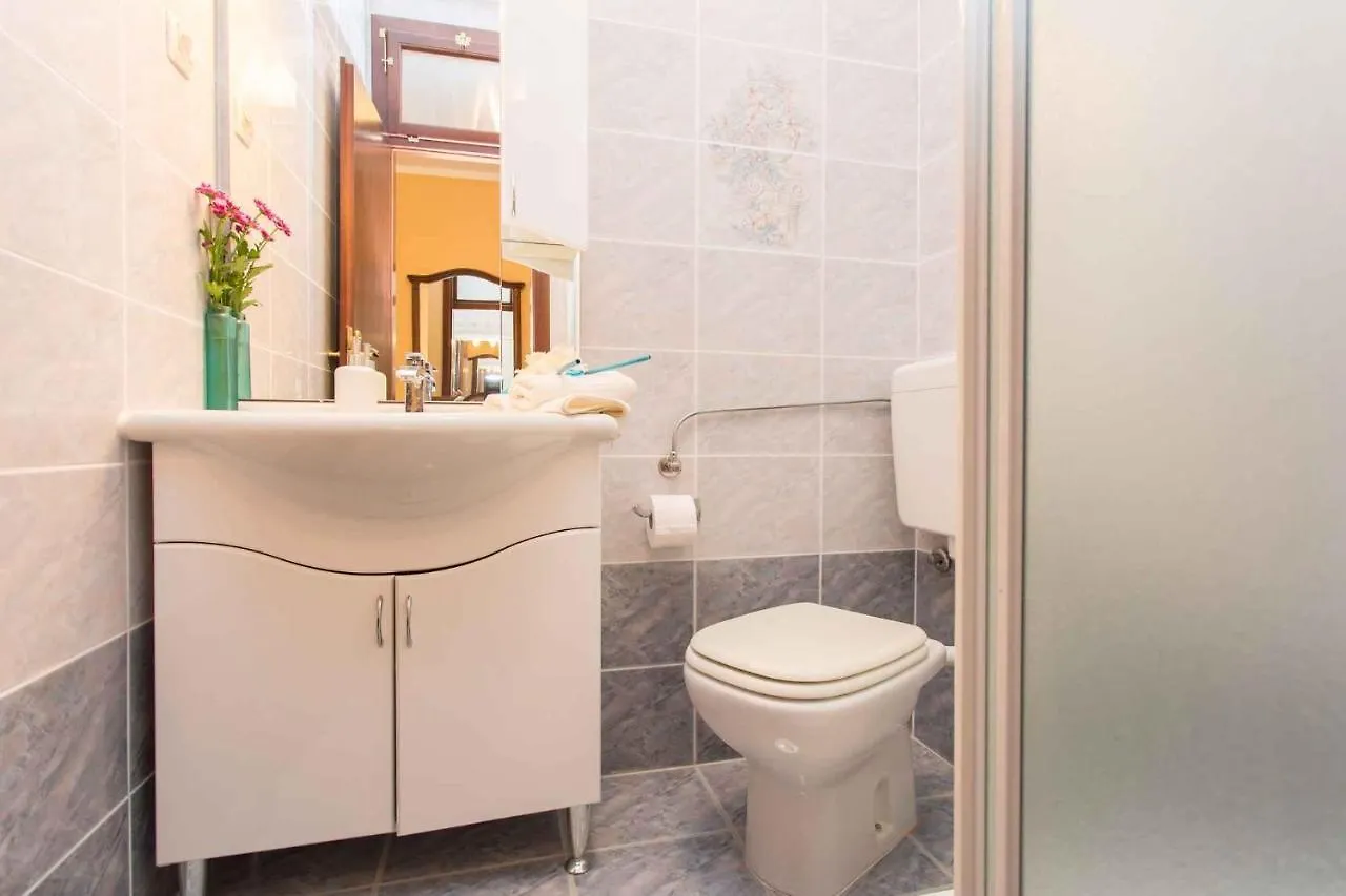 Apartment in Klimno/Insel Krk 12500