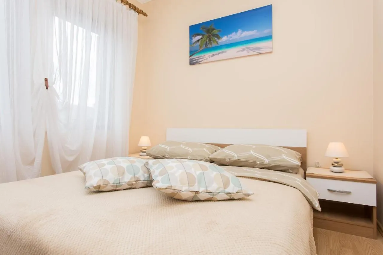 Apartment In Klimno/Insel Krk 12500